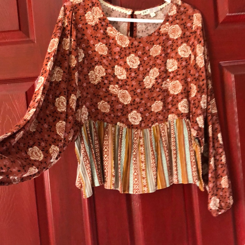 Jolt Rust Floral Peplum Crop Top